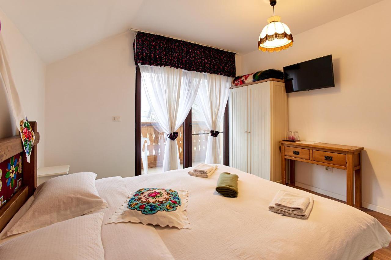 Gradina Lu' Ion "A Home Away From Home" (Adults Only) Вишеу-де-Сус Экстерьер фото